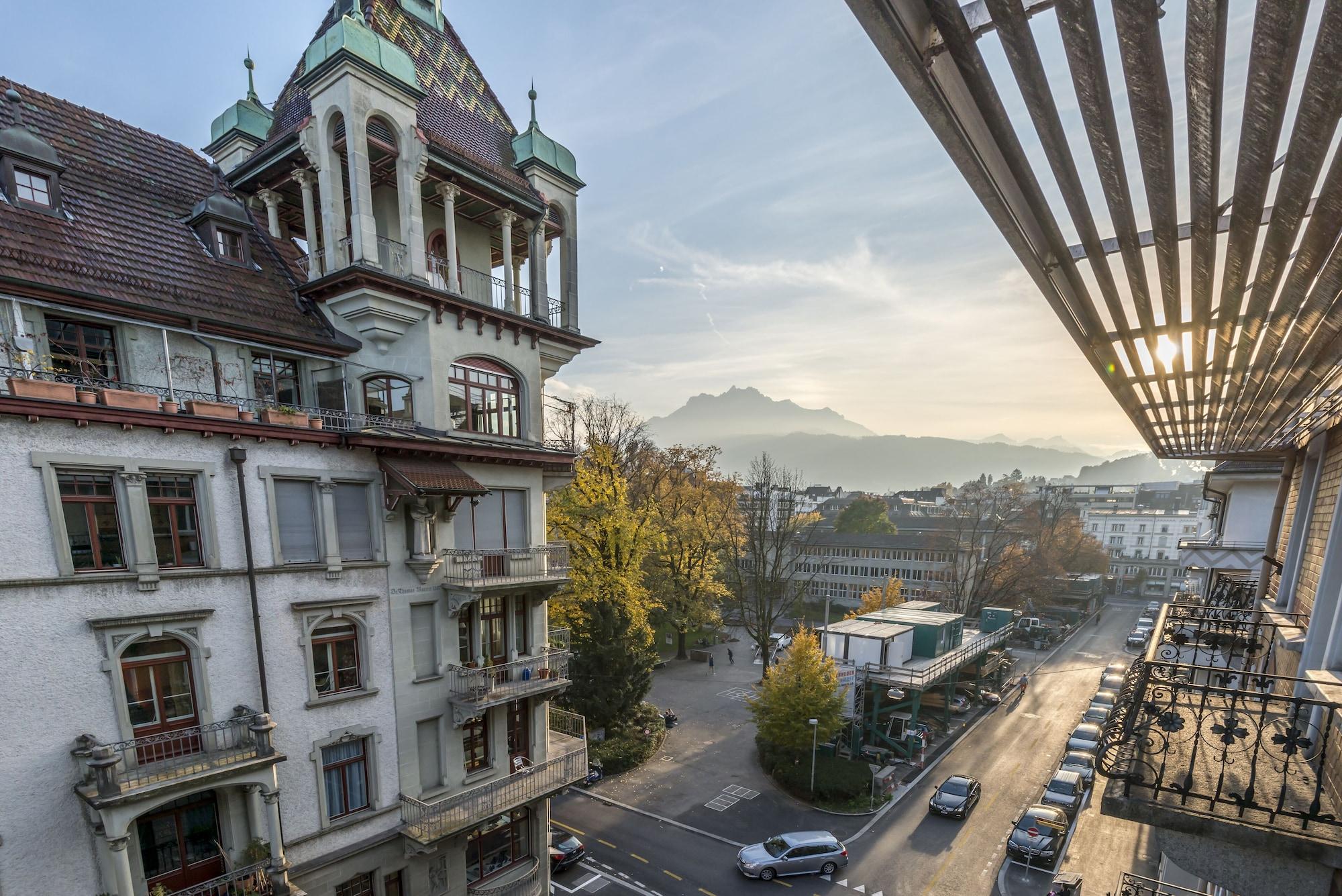 Hotel Alpina Luzern Exterior foto